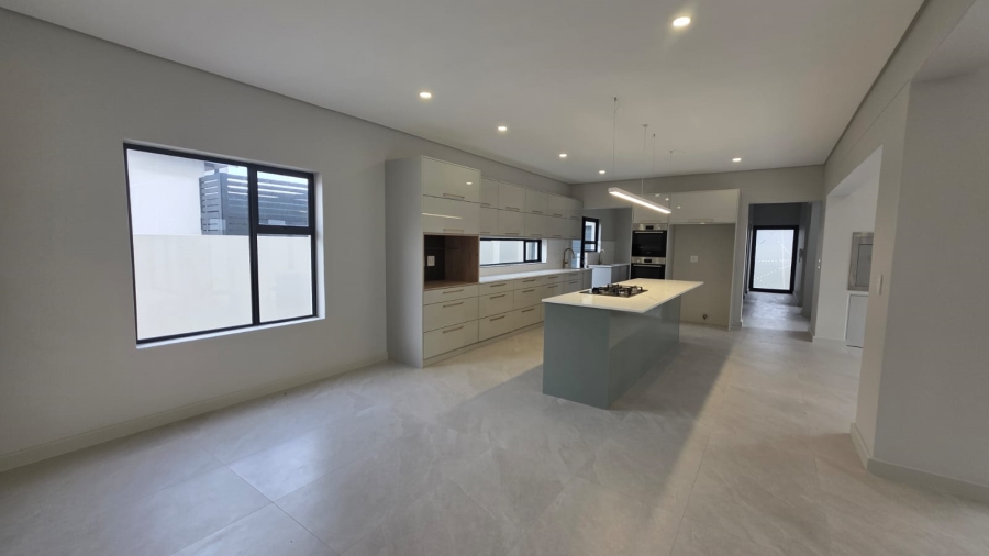 4 Bedroom Property for Sale in Sandown Western Cape